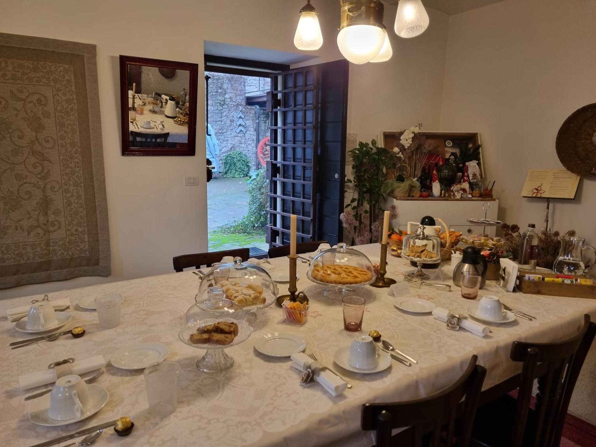 Capodacqua  Casa Zia Cianetta Residenza Di Campagnaゲストハウス エクステリア 写真