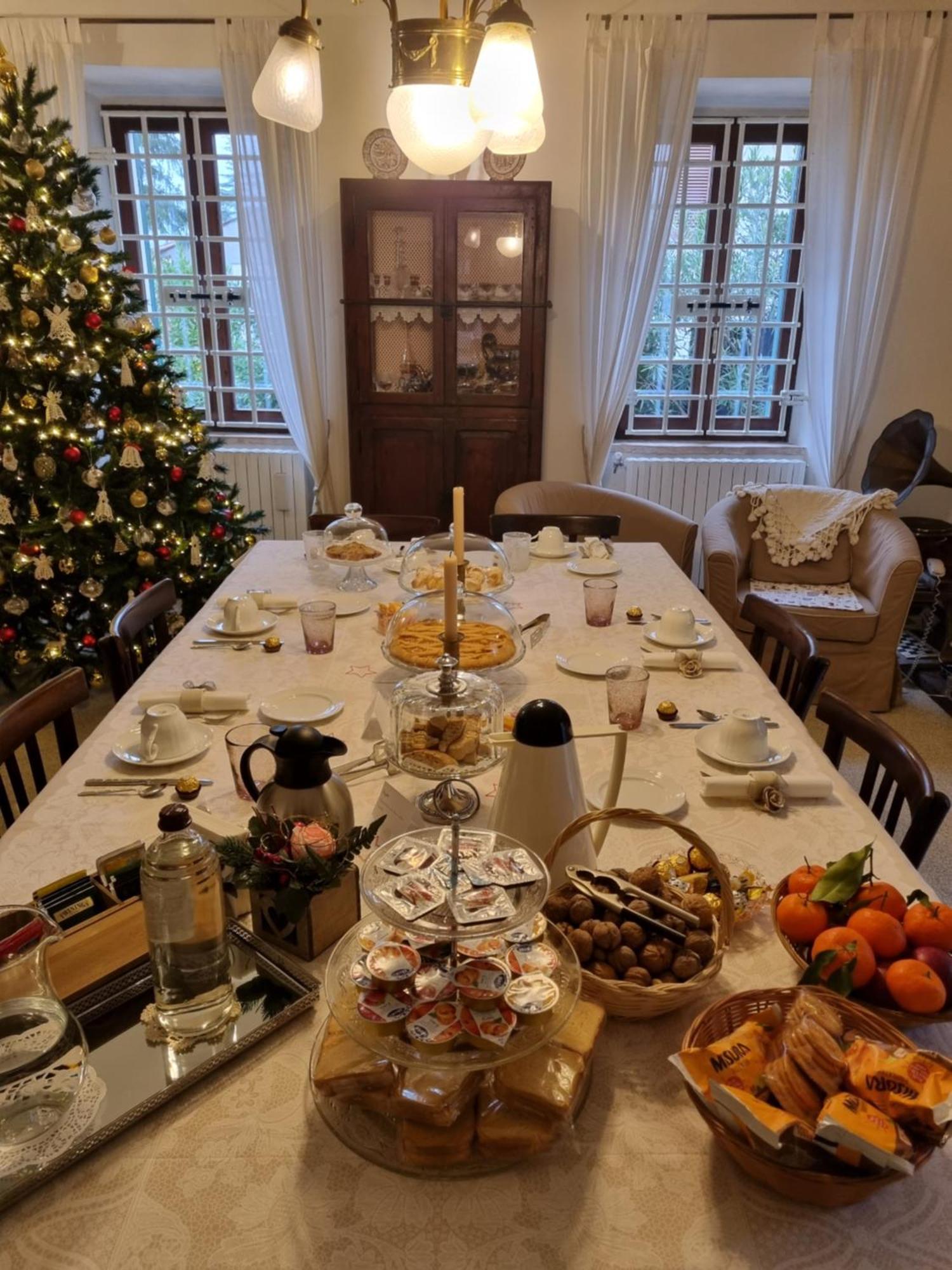 Capodacqua  Casa Zia Cianetta Residenza Di Campagnaゲストハウス エクステリア 写真