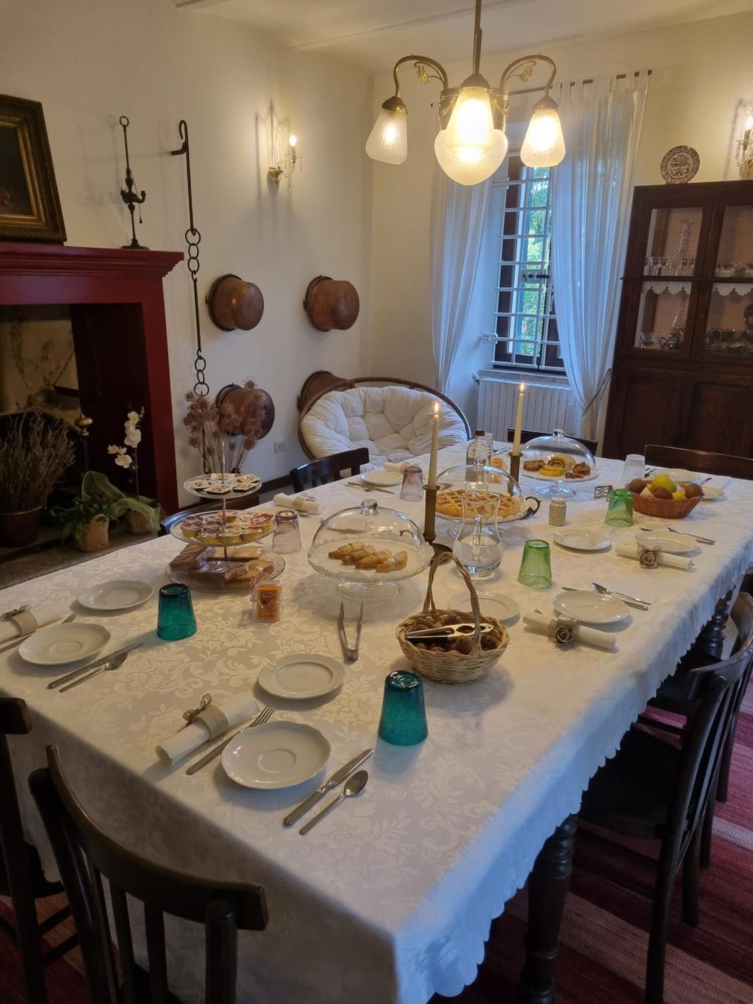 Capodacqua  Casa Zia Cianetta Residenza Di Campagnaゲストハウス エクステリア 写真