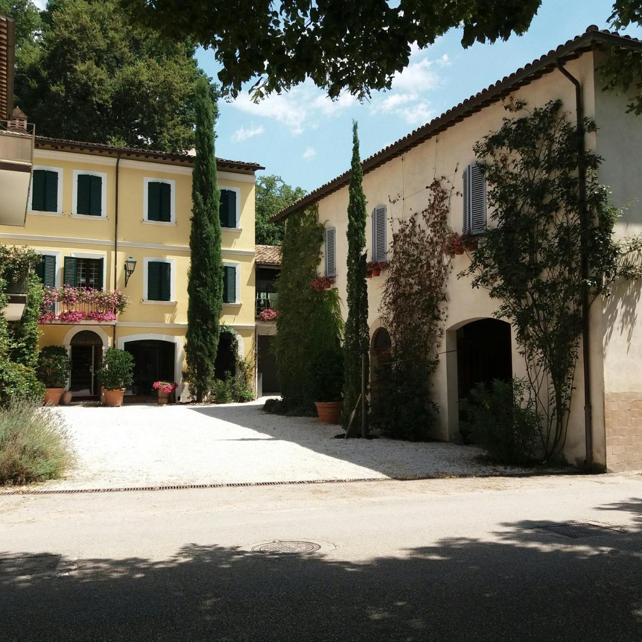 Capodacqua  Casa Zia Cianetta Residenza Di Campagnaゲストハウス エクステリア 写真